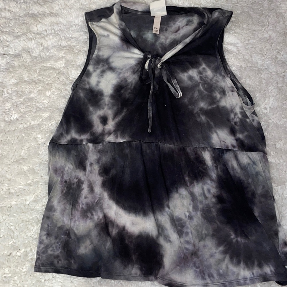 Cute flowy tank